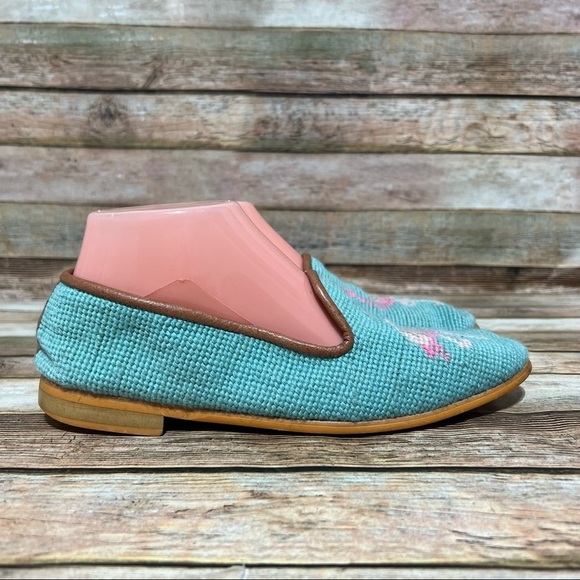 The Larkspur Collection Flamingo Flats - Picture 3 of 9